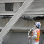 Empresa de pintura intumescente: o que avaliar antes de pedir orçamento